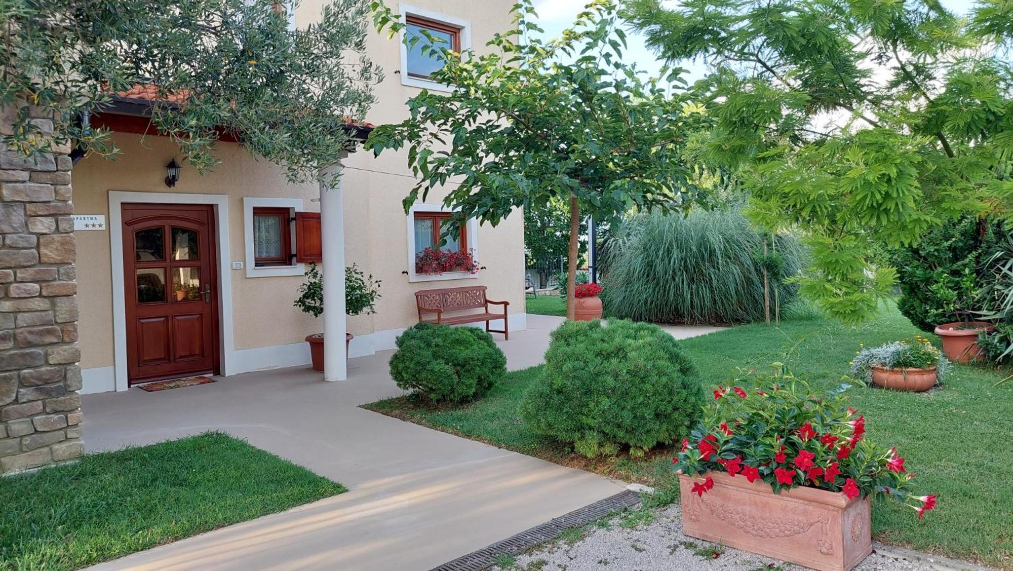 Apartment Oaza Relax Koper Exteriér fotografie